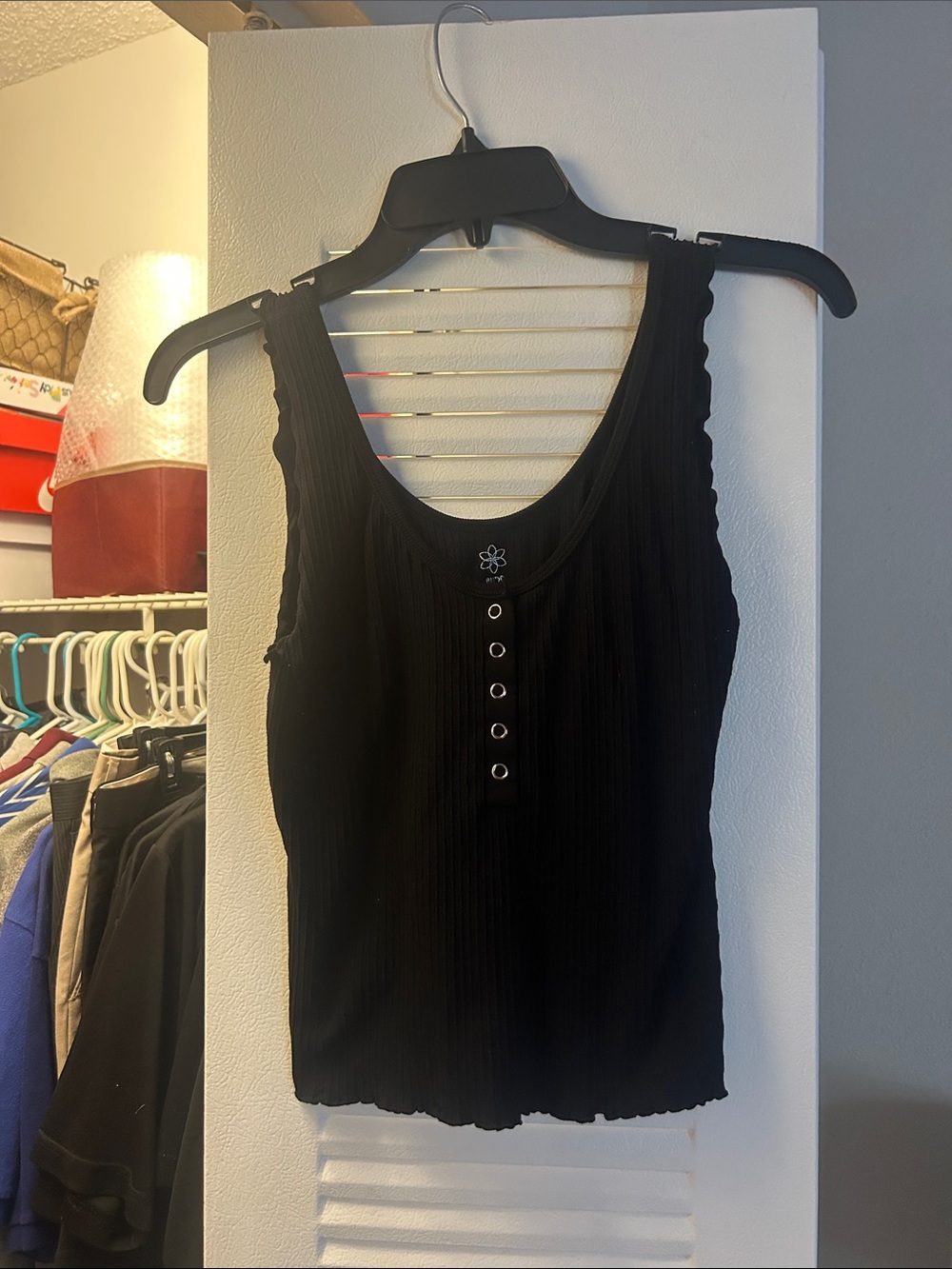 Stretchy cropped tank